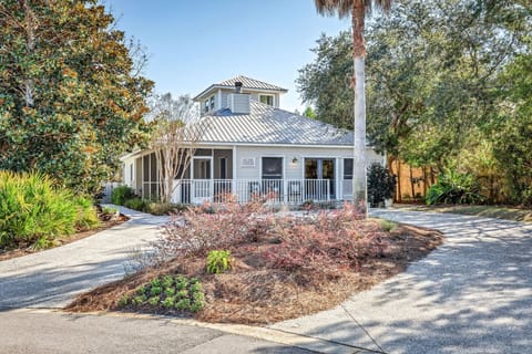 L'escapade - 4 bedroom 2 bath - Sleeps 8
