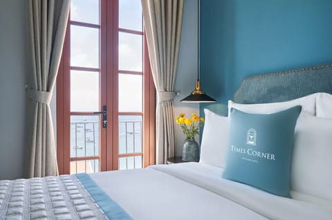 Premier Double Room, Sea View | Beach/ocean view