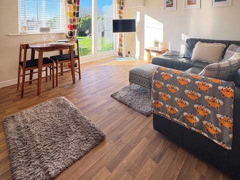 Living area | Barn Owls Holiday Bungalow, Weston, near Sidmouth