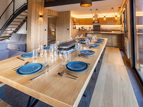 Table, Furniture, Tableware, Chair, Building, Wood, Interior Design, Wine Glass, Kitchen & Dining Room Table, Barware