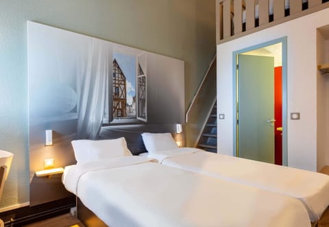 Quadruple Room, Non Smoking | Premium bedding, desk, soundproofing, free WiFi