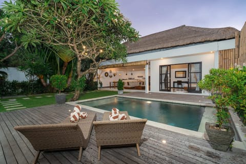 Basic Villa, 2 Queen Beds | Pool | Outdoor pool
