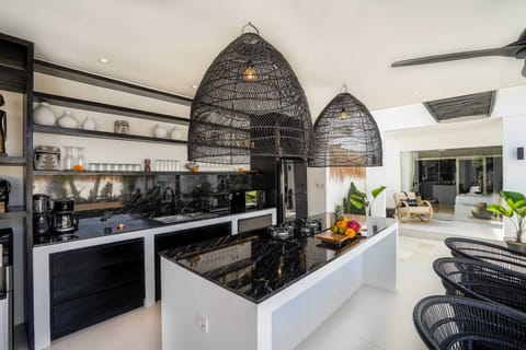 Basic Villa, Multiple Beds | Private kitchen | Fridge, microwave, stovetop, toaster