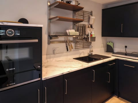 Fridge, dishwasher, electric kettle, toaster