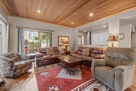 Living Room - Main Level