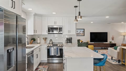 Lots of room for all the chefs