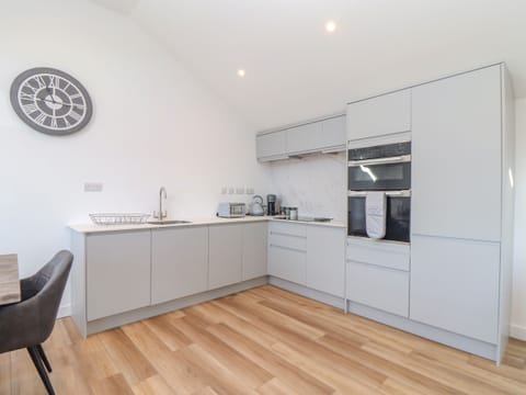 Fridge, dishwasher, electric kettle, toaster