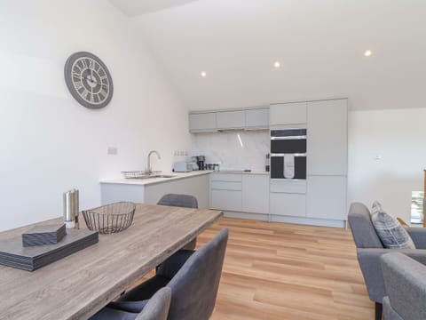 Fridge, dishwasher, electric kettle, toaster