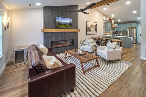 Living Room (1)