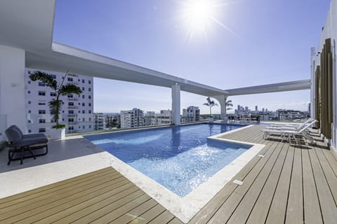 Rooftop pool