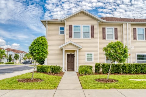 Front of rental near Disney