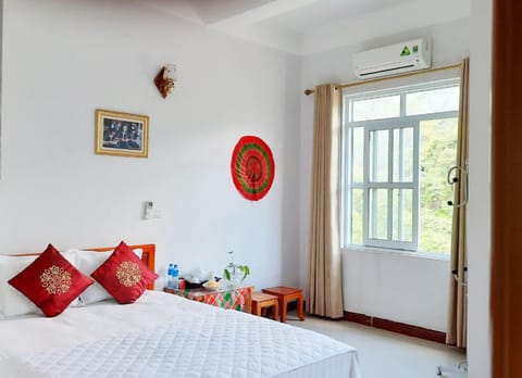 Deluxe Room | Desk, laptop workspace, WiFi (free)