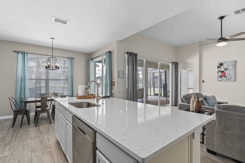 kitchen, dinning table, living room