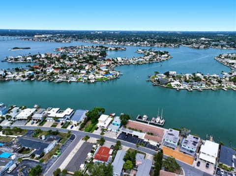 The home sits directly on the intracoastal and is just a short 3 minute walk to the beach.  Welcome to Sunburst Vacation Rentals!