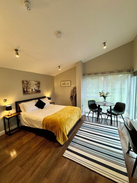 Individually decorated, individually furnished, desk, laptop workspace