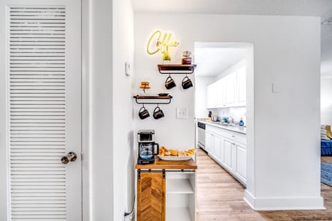 Nothing's cozier than a hot cup of coffee, right? At Palm Wave Stays, every unit comes with a coffee station for ultimate relaxation. Curl up with a book or your fave series & let your caffeine kick in. Book now! www.palmwavestays.com