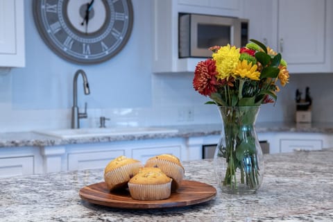 Chef`s Kitchen with granite countertops