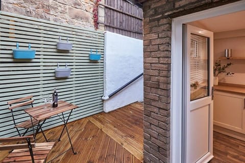 Sion Hall Cottage, Alnwick - Host & Stay