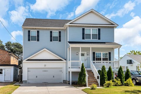 Spacious Norfolk beach house with off-street parking near Ocean View