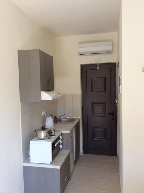 Deluxe Double Room | Soundproofing, free WiFi, bed sheets