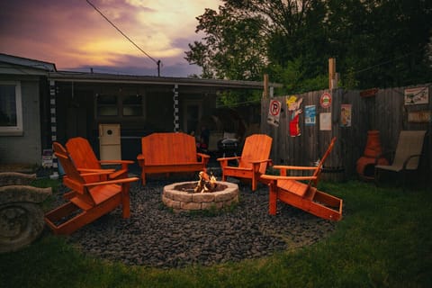 Kick back under the sunset sky at Retro Ranch`s firepit lounge- perfect for late-night laughs, s`mores, story telling and more!