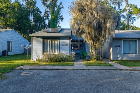 Front view of the property with parking for 2 cars