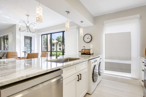 Washer & dryer in the unit