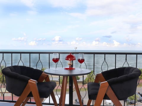 Luxury Room | Terrace/patio