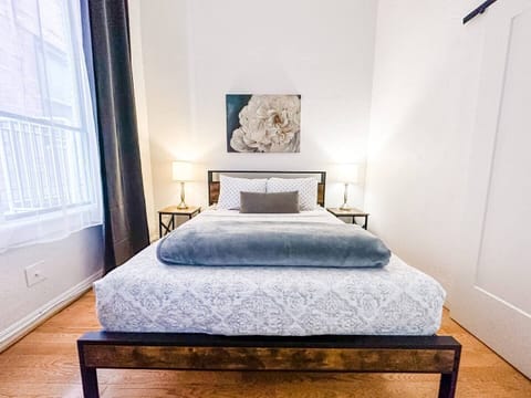 BEDROOM No. 2: Includes (1) Queen bed with all pillows, linens and blankets as well as a 50 inch ROKU Smart TV