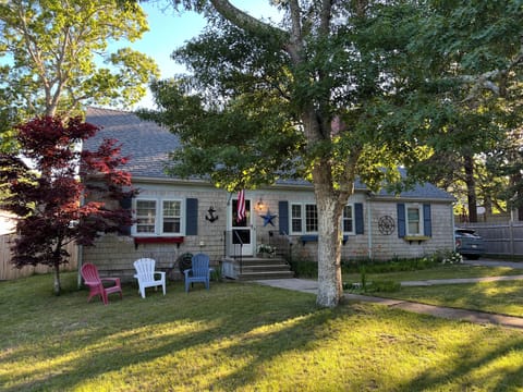 Charming house close to everything Cape Cod offers