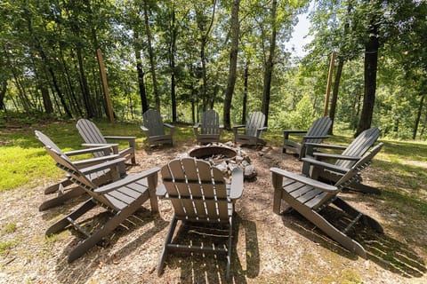 Family firepit—s’mores, stories, and stargazing