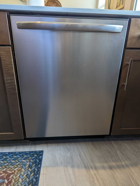 Phoenix Done Right With Sunshine & Mountain Views Apartment in Laveen Village