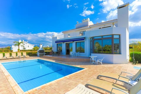 House, Smoking | 4 bedrooms
