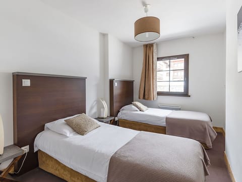 Furniture, Property, Comfort, Building, Wood, Window, Interior Design, Shade, Bed Frame