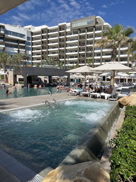 Outdoor spa overlooking the Sea of Cortez