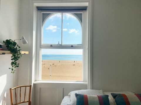 Apartment (2 Bedrooms) | 2 bedrooms, bed sheets