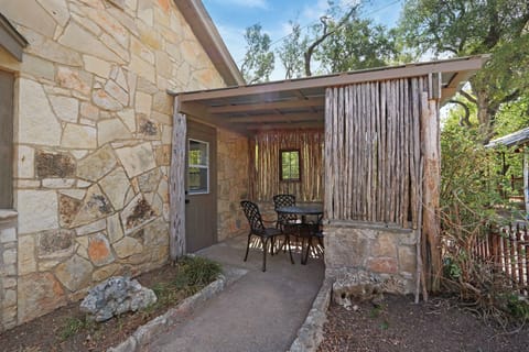 Entry door with contactless check in/out