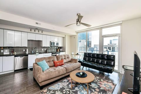 Living Room/Kitchen