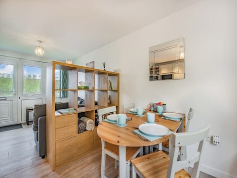 Dining Area | Sunnybank - Trewent Park Holidays, Freshwater East, near Pembroke