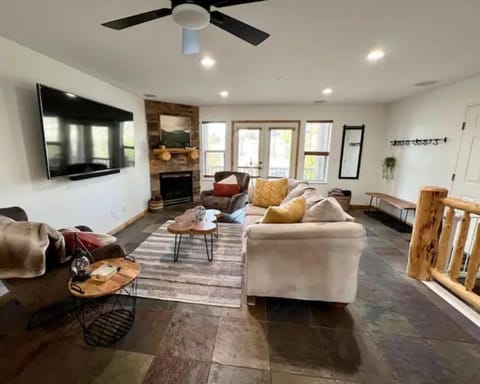 Eden Vacation Rental | 3BR | 4BA | 1,599 Sq Ft