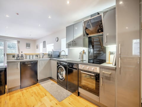 Kitchen | Yr Hen Beudy, Tregaron