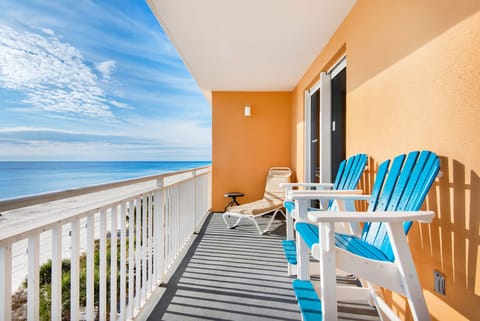 Splash 206E balcony seating