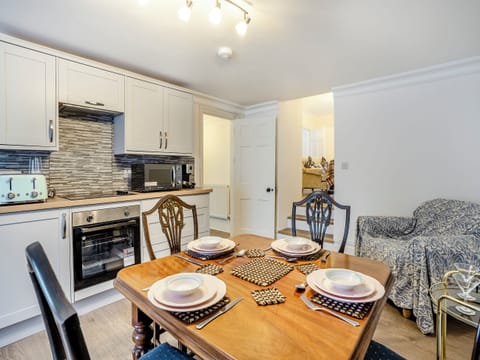 Kitchen/diner | Brynog Mansion Apartment, Lampeter