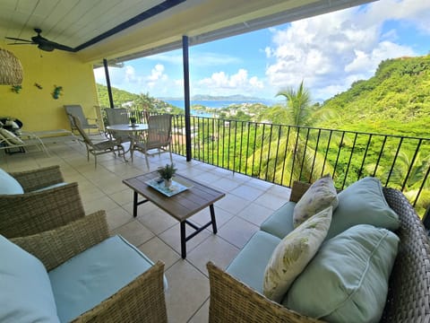 Top floor, oversized veranda with outdoor seating and sunset views!
