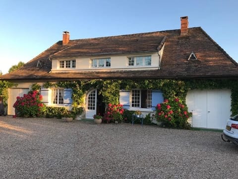 Beautiful view of the house, as you arrive  via gated access to front drive.