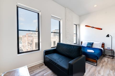 Studio | Living area