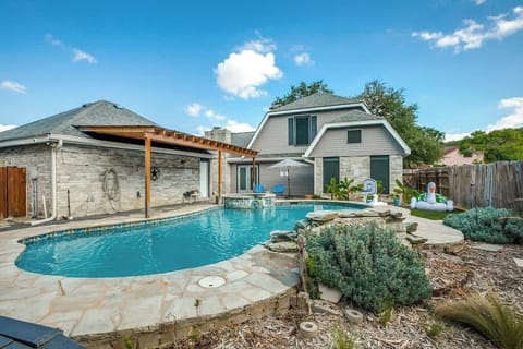 Huge pool in backyard!