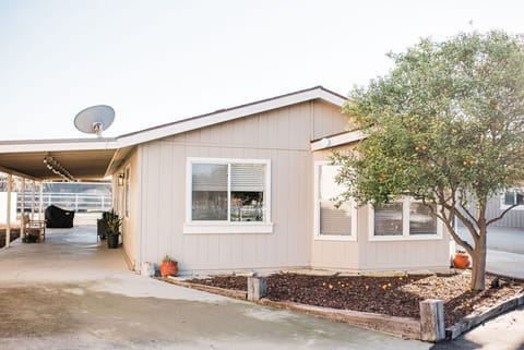 Circle B Guest House (659)