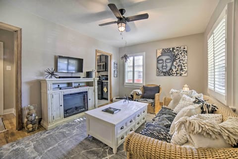 Reno Vacation Rental | 3BR | 1BA | 1,500 Sq Ft | 4 Stairs to Enter