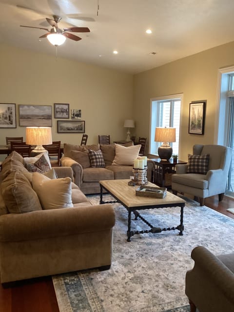 Perfect grand room for relaxing with a full lake view
440-479-4531